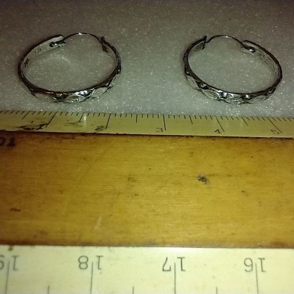 Beau sterling earrings - Picture 6 of 7